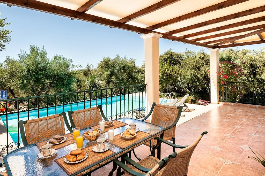 Villa Vallia - Villa Marina Kato Galatas Exteriör bild