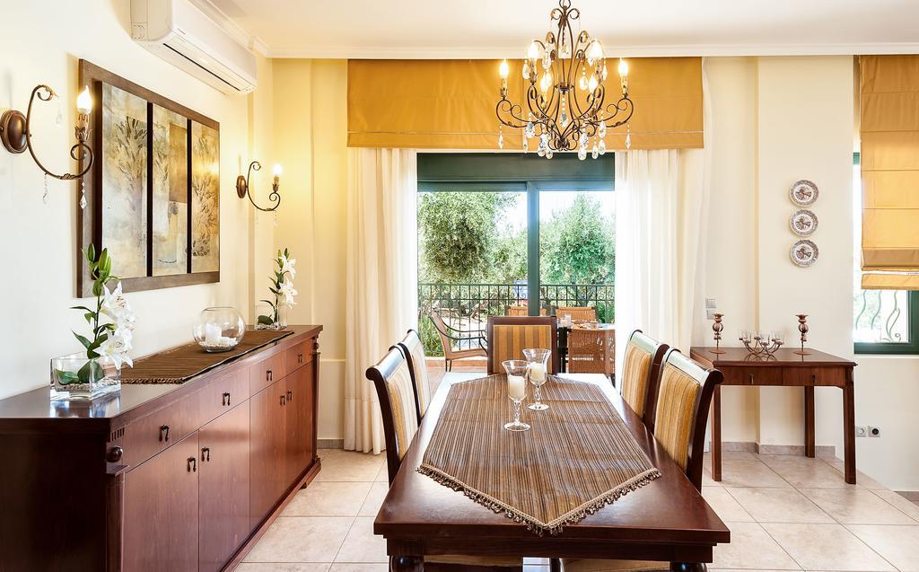 Villa Vallia - Villa Marina Kato Galatas Exteriör bild
