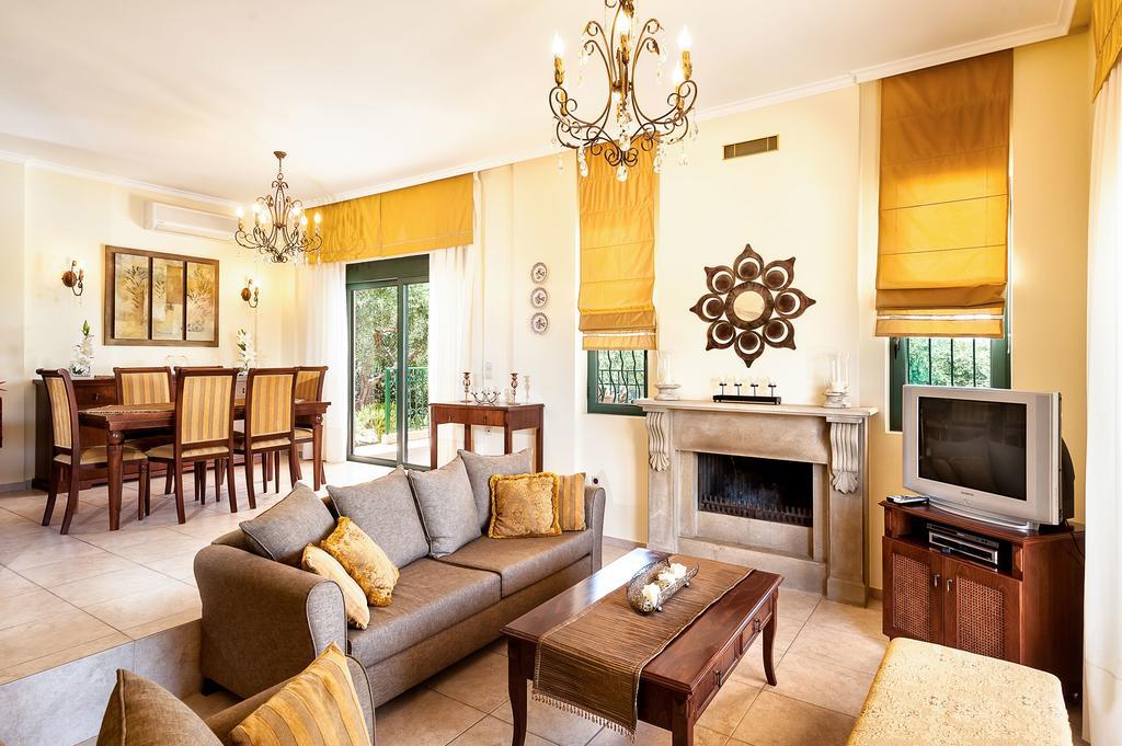 Villa Vallia - Villa Marina Kato Galatas Exteriör bild