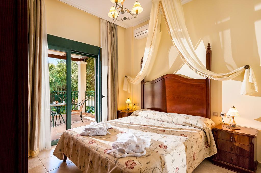 Villa Vallia - Villa Marina Kato Galatas Exteriör bild